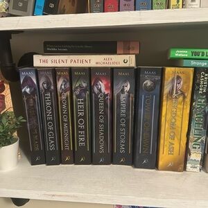 OOP Throne of Glass Series Paperback
